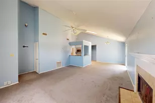 817 Cornfield Dr, Arlington, TX 76017 - Photo 3