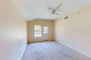 817 Cornfield Dr, Arlington, TX 76017 - Photo 15
