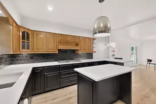 1702 Surrey Cir, Grand Prairie, TX 75050 - Photo 15