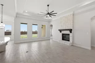 9545 Lynx Xing, Godley, TX 76044 - Photo 9