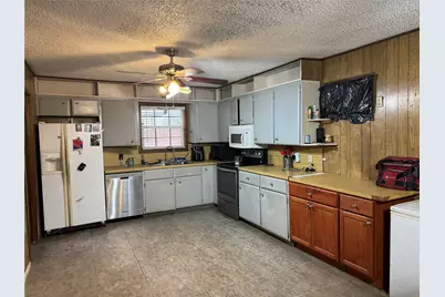 701 NE 3rd Street, Knox City, TX 79529 - Photo 11