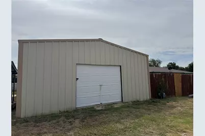 701 NE 3rd Street, Knox City, TX 79529 - Photo 3