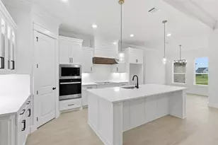2714 Village Rd, Granbury, TX 76049 - Photo 11