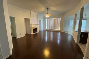 2801 Clearmeadow Dr, Mesquite, TX 75181 - Photo 3