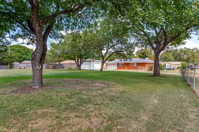 240 Smith Street, Burleson, TX 76028 - Photo 1
