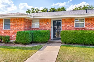 240 Smith St, Burleson, TX 76028 - Photo 1