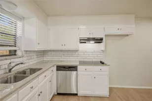 1620 Brown Trail, Hurst, TX 76054 - Photo 7