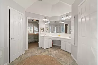 2321 Megan Way, Arlington, TX 76016 - Photo 19