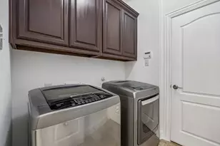 4252 Charles Rd, Carrollton, TX 75010 - Photo 23