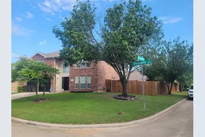 6920 Danieldale Drive, Fort Worth, TX 76137 - Photo 3