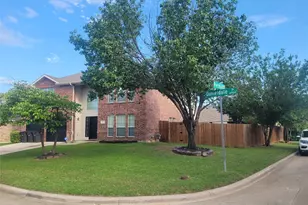 6920 Danieldale Dr, Fort Worth, TX 76137 - Photo 3