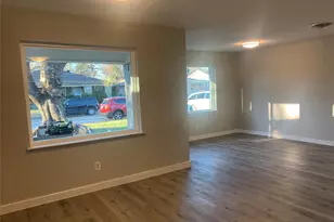 10004 Olmos Dr, Dallas, TX 75218 - Photo 9