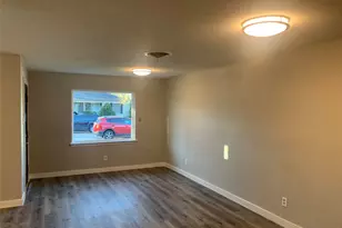 10004 Olmos Dr, Dallas, TX 75218 - Photo 3