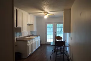 4228 Hardeman St, Fort Worth, TX 76119 - Photo 5