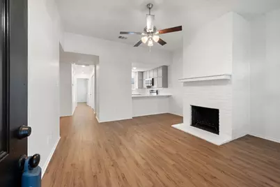 5912 Royal Club Drive, Arlington, TX 76017 - Photo 5