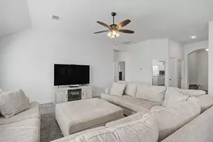 1004 Deer Rdg Dr, Crowley, TX 76036 - Photo 5