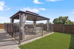 1004 Deer Rdg Dr, Crowley, TX 76036 - Photo 31