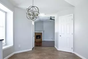 1705 Vista Verde Cir, Carrollton, TX 75006 - Photo 5
