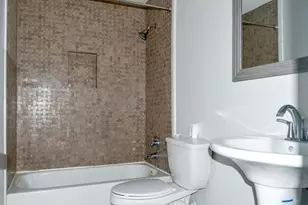 1705 Vista Verde Cir, Carrollton, TX 75006 - Photo 9