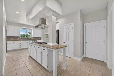 2204 Lakeshore Drive, Flower Mound, TX 75028 - Photo 9