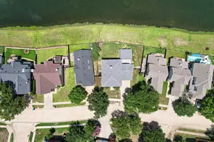 2204 Lakeshore Dr, Flower Mound, TX 75028 - Photo 35