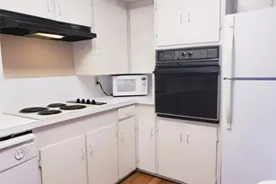 7010 & 7012 Kingsbury Dr, Dallas, TX 75231 - Photo 23