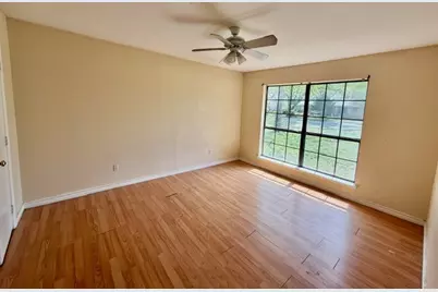 210 W Houston Street, Leonard, TX 75452 - Photo 9