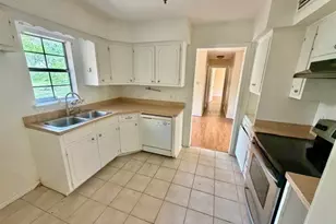 210 W Houston St, Leonard, TX 75452 - Photo 3