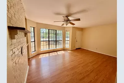 210 W Houston Street, Leonard, TX 75452 - Photo 9