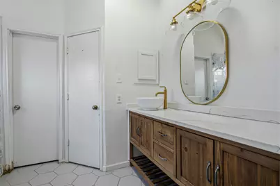 2431 Eastern Oaks Drive, Dallas, TX 75227 - Photo 17