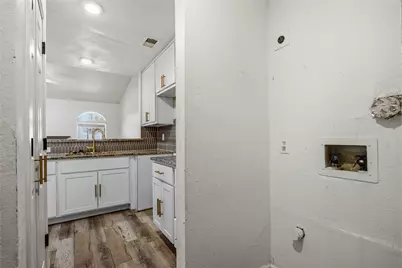 2431 Eastern Oaks Drive, Dallas, TX 75227 - Photo 11