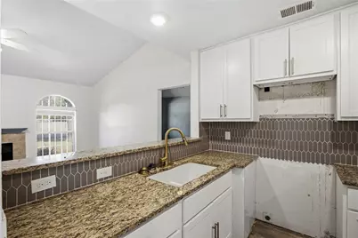 2431 Eastern Oaks Drive, Dallas, TX 75227 - Photo 9