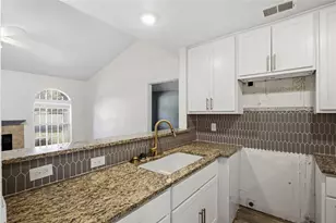 2431 Eastern Oaks Dr, Dallas, TX 75227 - Photo 9