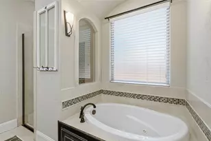 1611 Moreland Dr, Sherman, TX 75090 - Photo 17