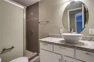 4035 Holland Ave, Dallas, TX 75219 - Photo 13