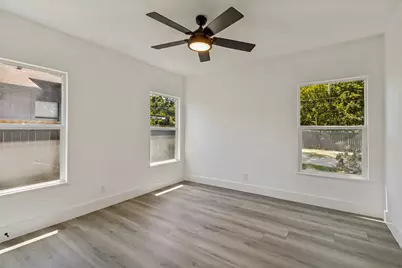 2120 Tisinger Avenue, Dallas, TX 75228 - Photo 13