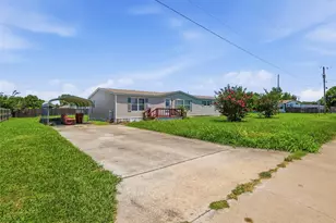 201 Oak St, Blue Ridge, TX 75424 - Photo 1