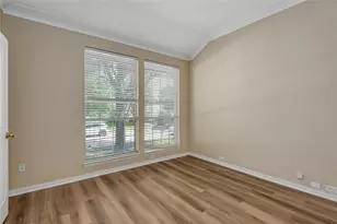 1404 Ranch Hill Dr, Irving, TX 75063 - Photo 7