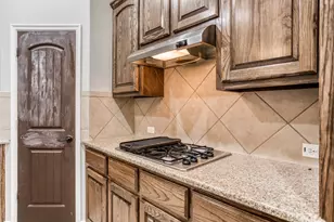 1404 Pillar Bluff Way, McKinney, TX 75072 - Photo 7