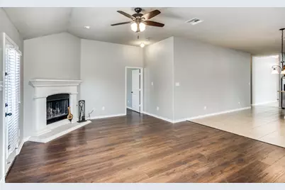 1404 Pillar Bluff Way, McKinney, TX 75072 - Photo 11