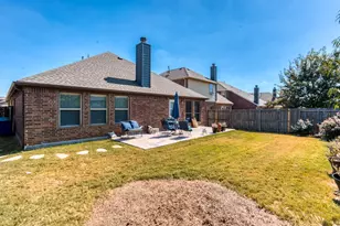 1404 Pillar Bluff Way, McKinney, TX 75072 - Photo 23
