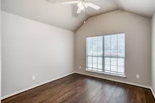 1404 Pillar Bluff Way, McKinney, TX 75072 - Photo 19