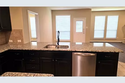 11504 Starlight Ranch Trail, Fort Worth, TX 76052 - Photo 7