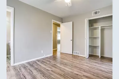 1255 E Pentagon Parkway, Dallas, TX 75216 - Photo 11