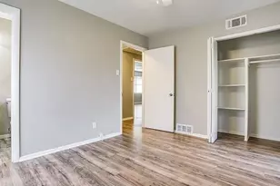 1255 E Pentagon Pkwy, Dallas, TX 75216 - Photo 11