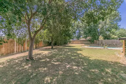 2 Edgemere Court, Trophy Club, TX 76262 - Photo 33