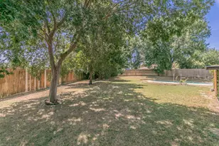 2 Edgemere Ct, Trophy Club, TX 76262 - Photo 33