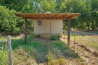 4225 Fm 2415, Coyote Flats, TX 76009 - Photo 37