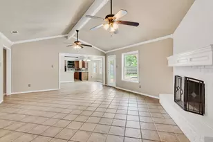 5501 Wood View St, North Richland Hills, TX 76180 - Photo 9
