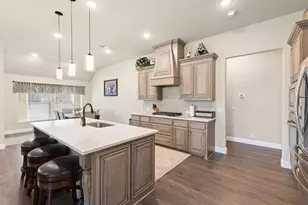 1004 Bessie Dr, DeSoto, TX 75115 - Photo 9